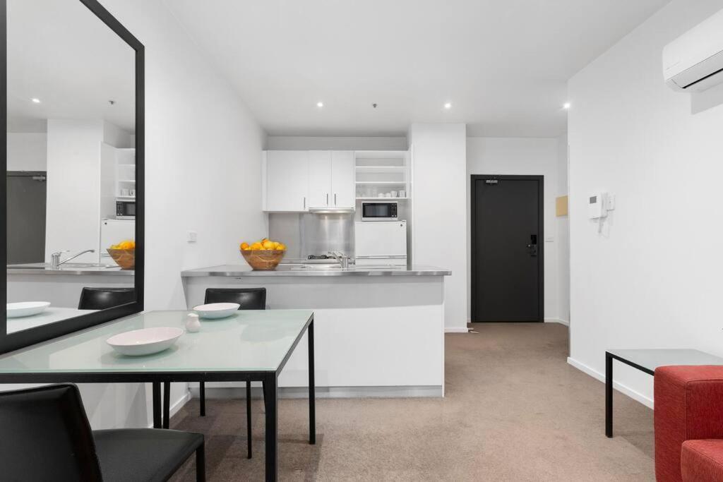 108 Astral Apartments Melbourne Zewnętrze zdjęcie